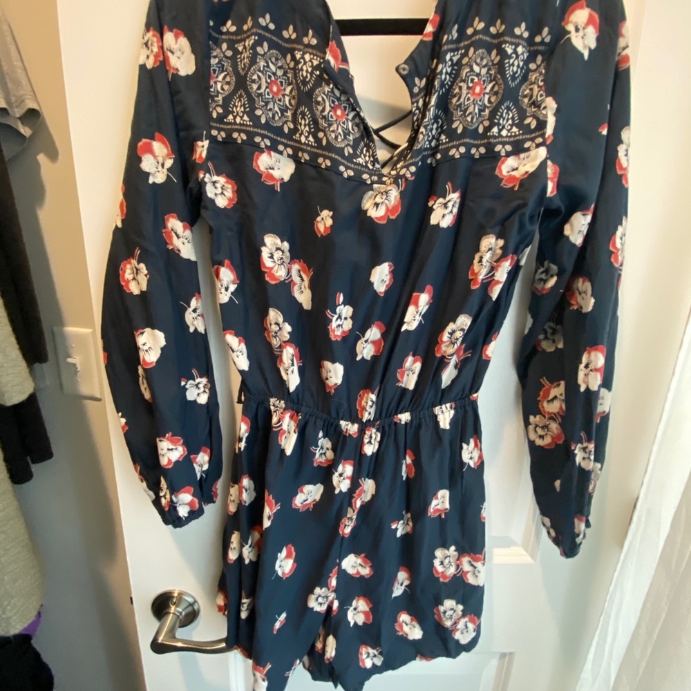 Abercrombie & Fitch romper - Picture 2 of 4